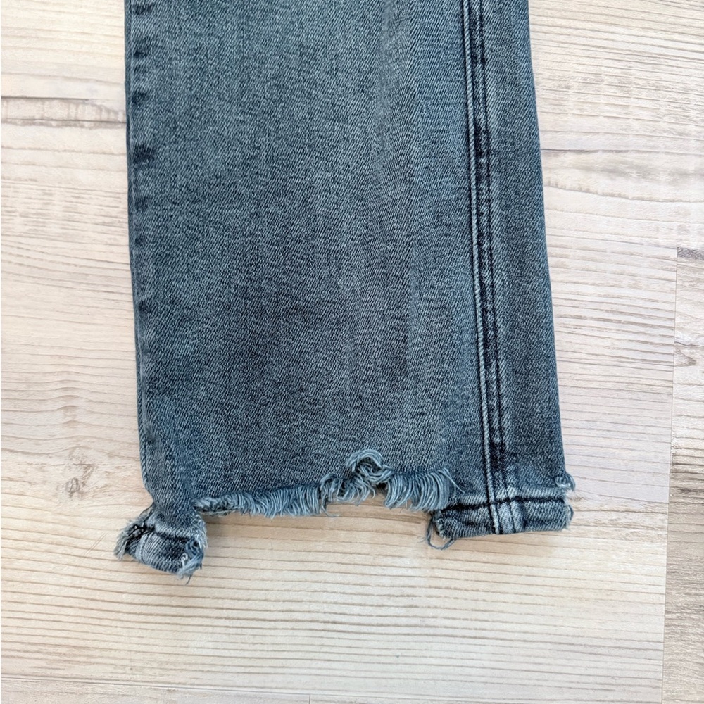 Judy Blue high waisted flared jeans 7/28 - Picture 3 of 8